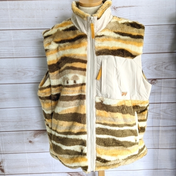 Urban Outfitters Without Walls Cozy Fleece Mushroom Vest Size XL NWT - Picture 8 of 16